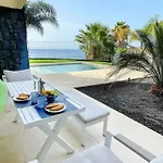 Villa Luxury Oceanview De Nava With Heated Private Pool