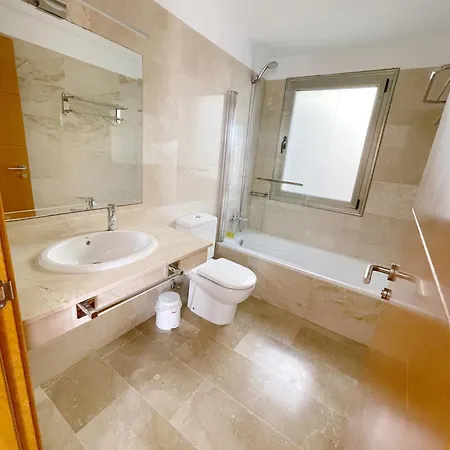 빌라 Luxury Oceanview De Nava With Heated Private Pool *