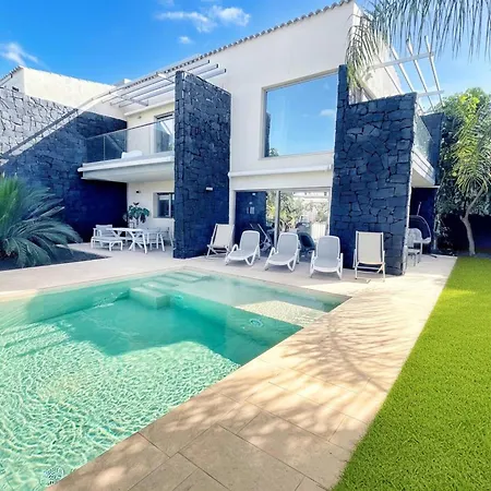 Luxury Oceanview De Nava With Heated Private Pool 빌라