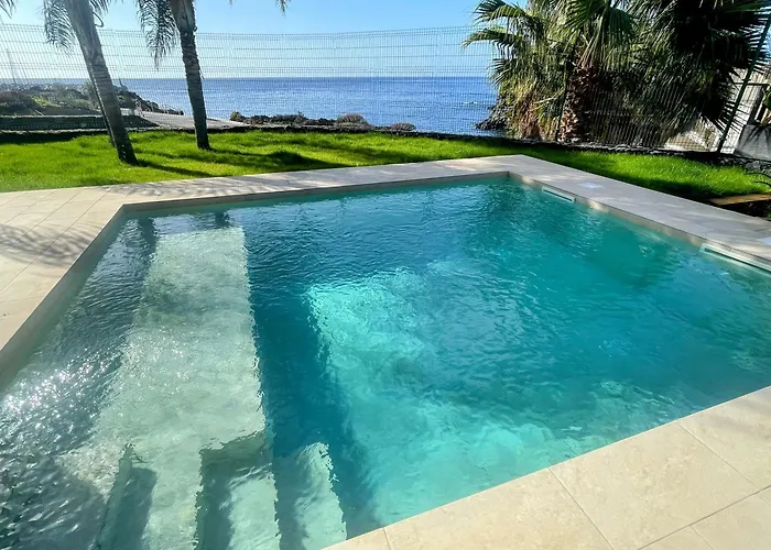Luxury Oceanview De Nava With Heated Private Pool