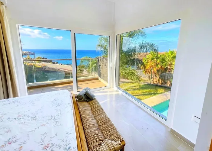 Luxury Oceanview De Nava With Heated Private Pool *