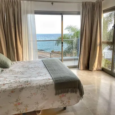 Villa Luxury Oceanview De Nava With Heated Private Pool