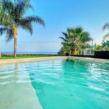 Villa Luxury Oceanview De Nava With Heated Private Pool