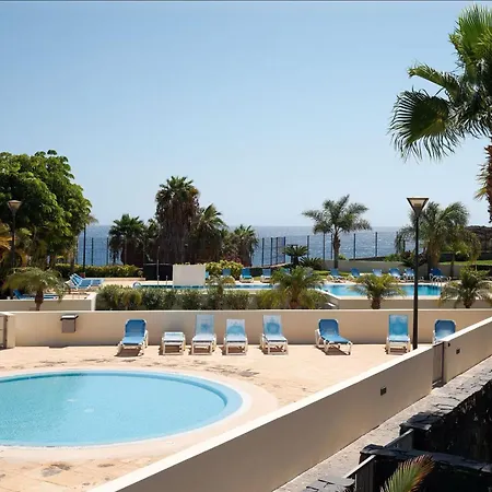 Villa Luxury Oceanview De Nava With Heated Private Pool *