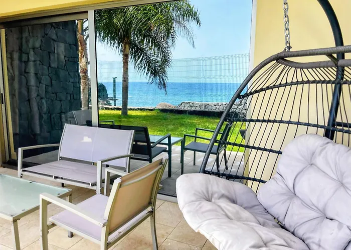 Villa Luxury Oceanview De Nava With Heated Private Pool *